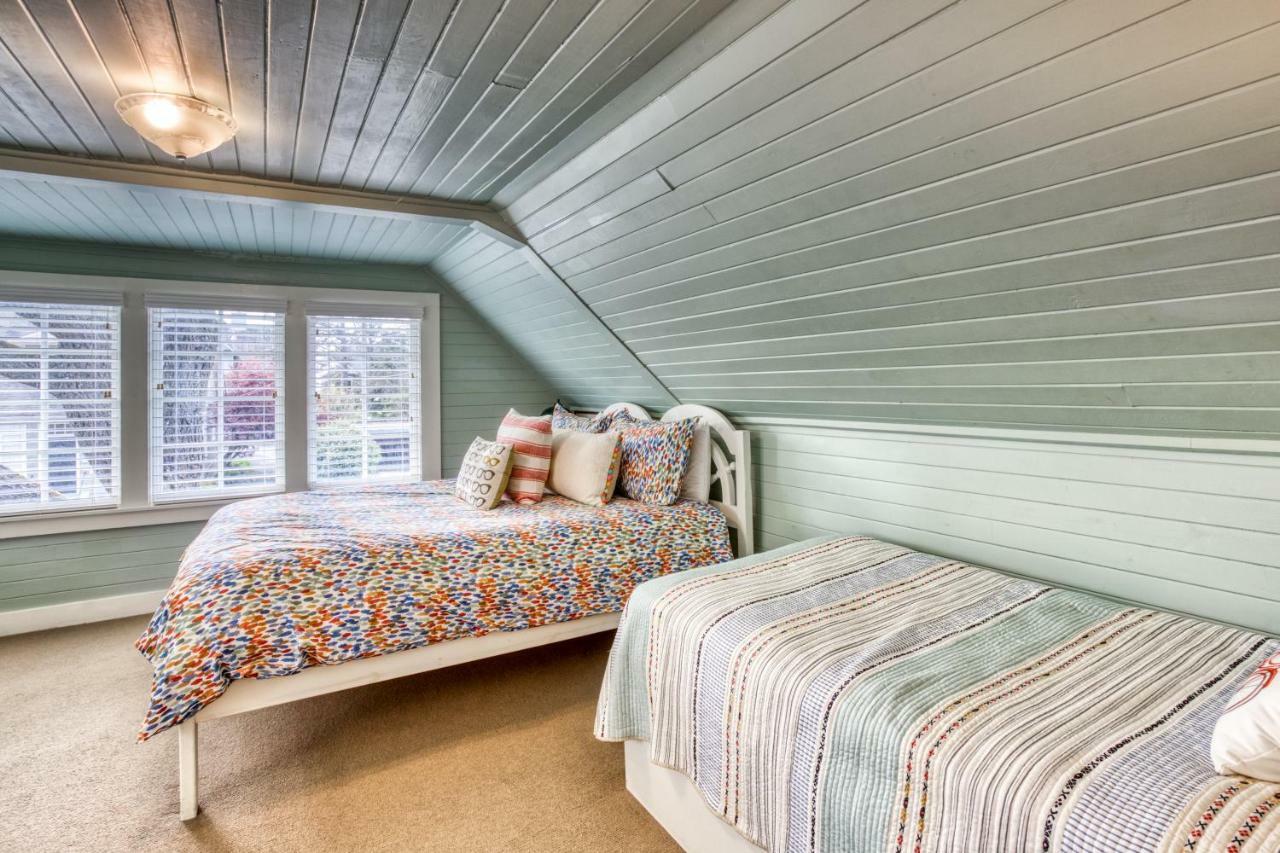 Seaside Classic Cottage Экстерьер фото